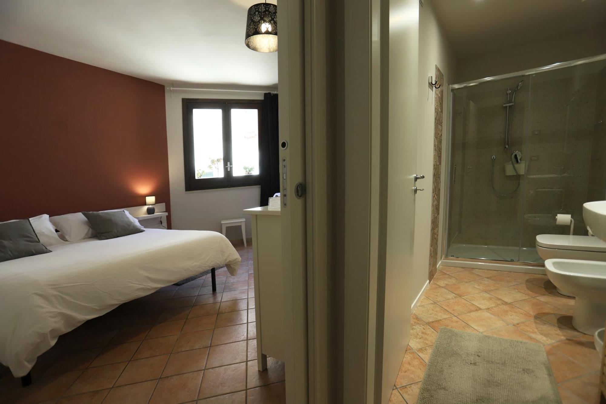 Le Chiavi - Rooms Эриче Экстерьер фото